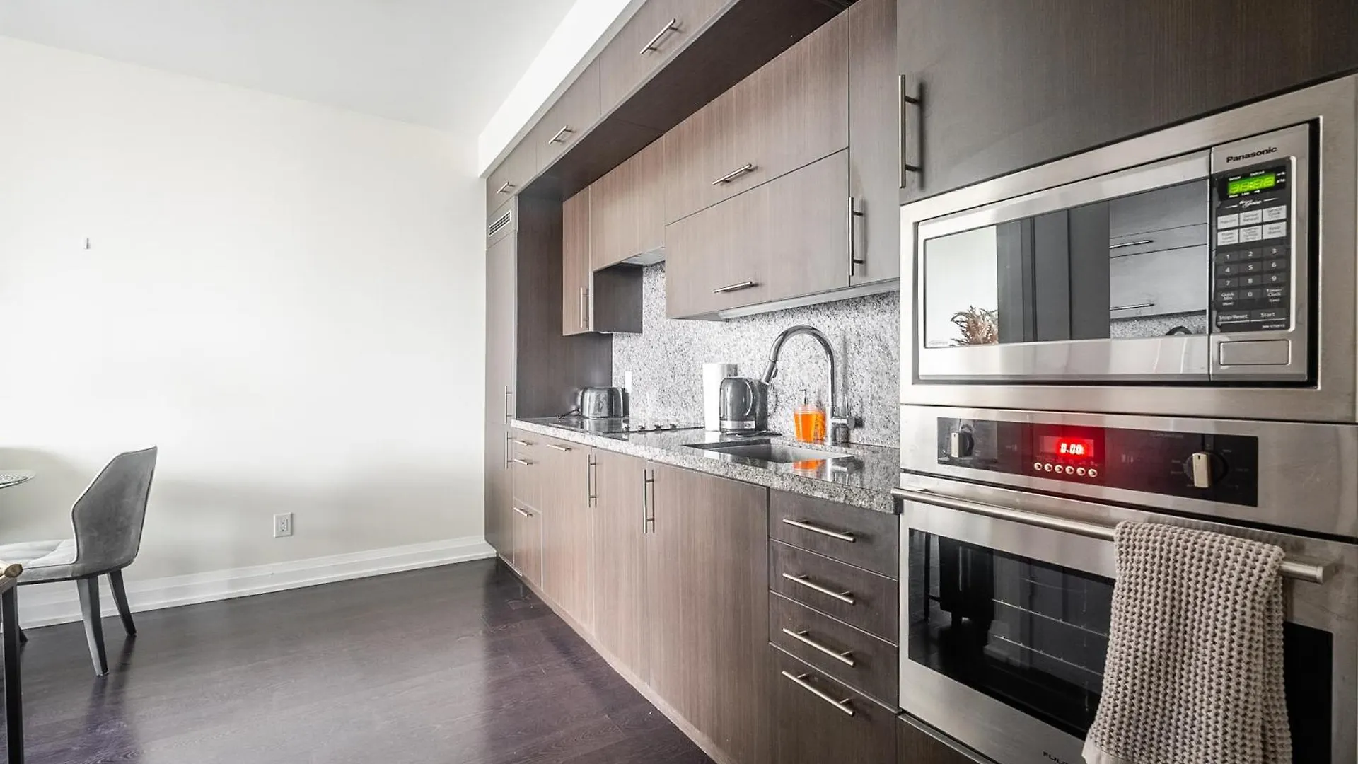 Globalstay Modern Apartments In North York Skyscraper Toronto Canada