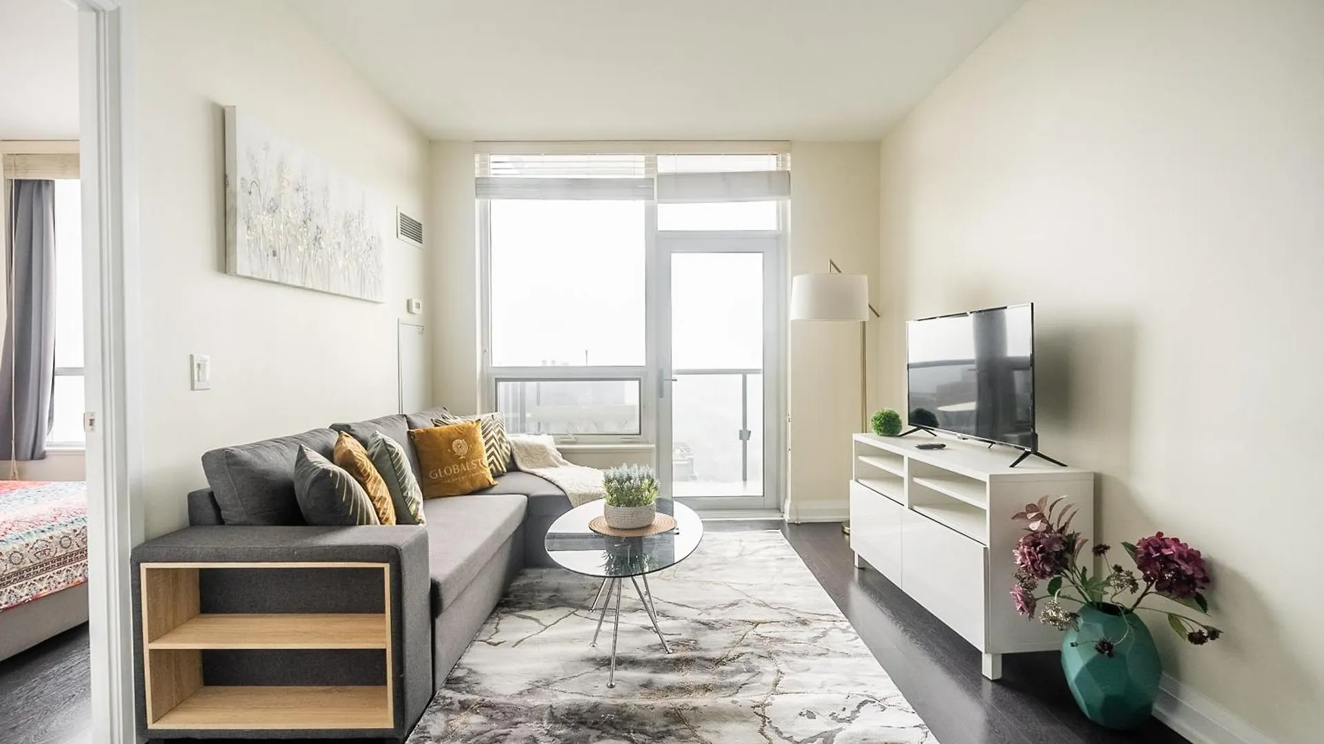 Globalstay Modern Apartments In North York Skyscraper Toronto