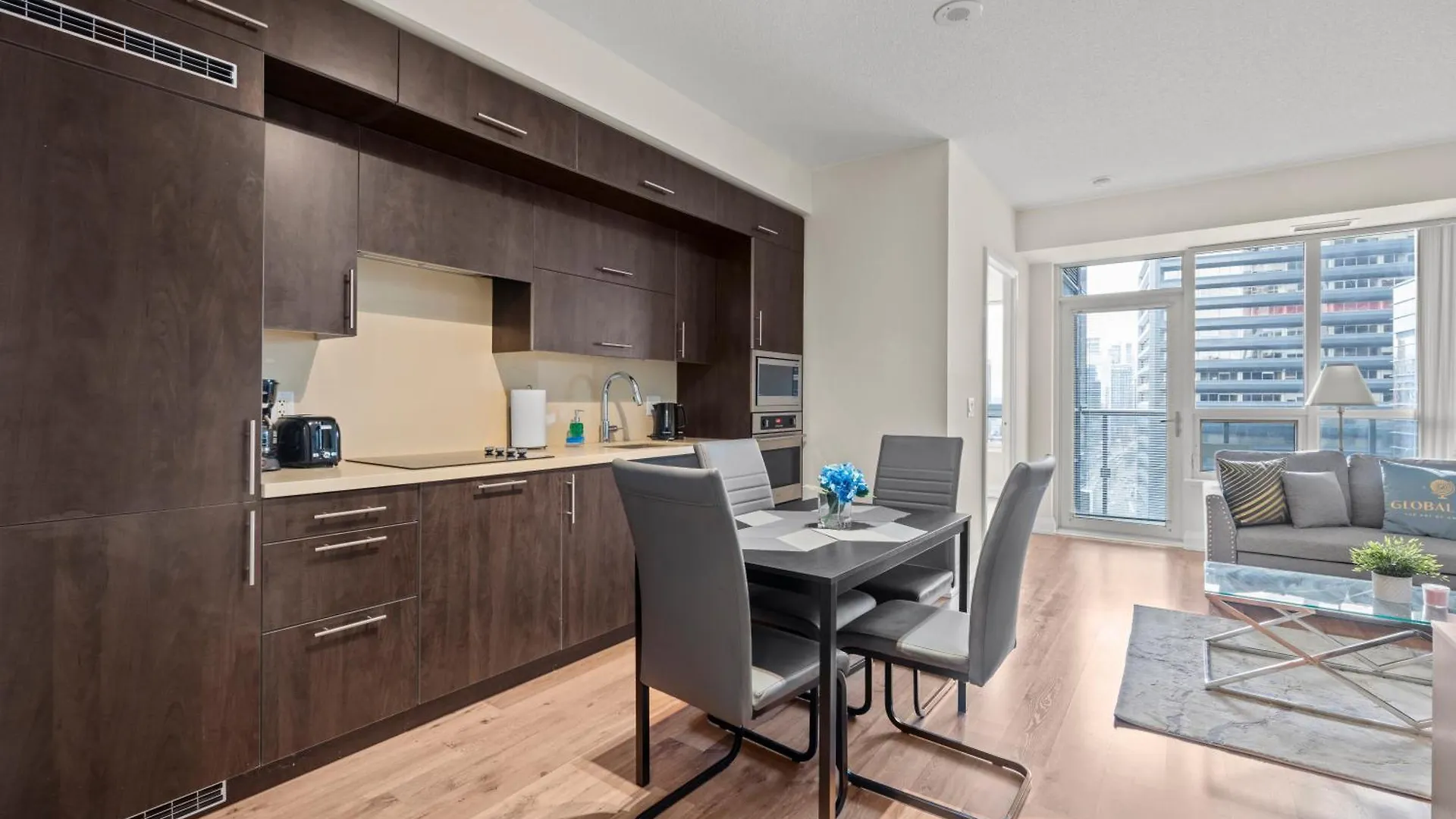 Globalstay Modern Apartments In North York Skyscraper Toronto